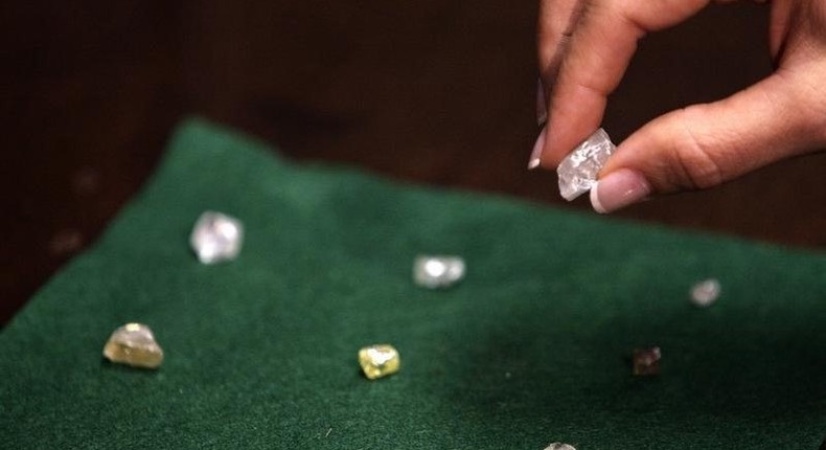 Africa’s largest diamond miner posts $511 million loss amid weak Chinese demand and U.S. tariff pressures