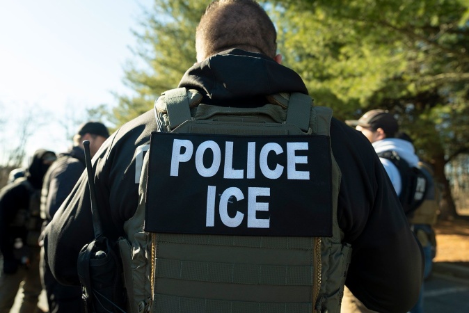 Trump threatens to deploy ICE agents to airports Monday if funding deal isn’t reached
