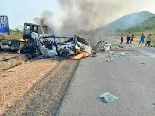 3 burnt to death, 2 injured in Kogi road crash
