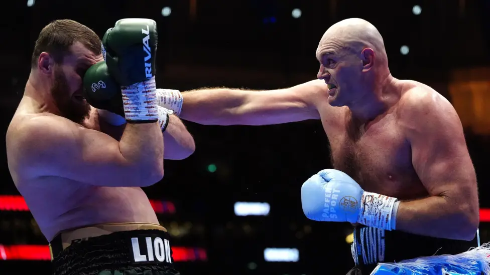 Heavyweight showdown: Tyson Fury beats Makhmudov, calls out Anthony Joshua