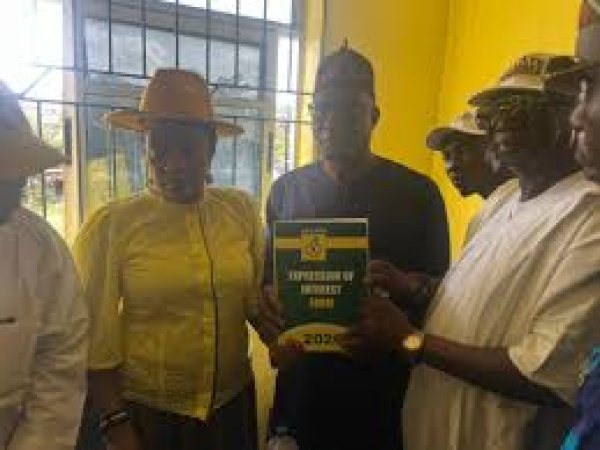 Oyo 2027: Former Lagos CP Owoseni joins Accord Party, picks governorship form
