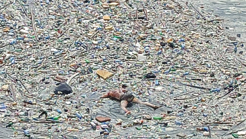 Man shot dead, body found floating on Lagos Lagoon