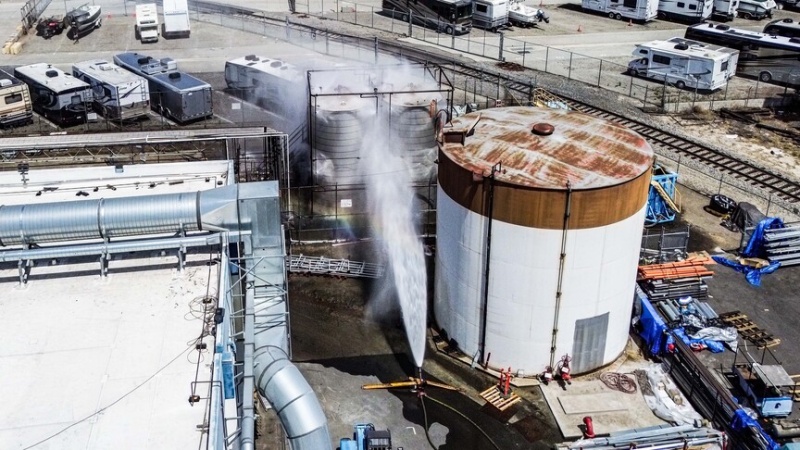 Hazardous chemical leak in Southern California forces evacuation of more than 44,000 residents