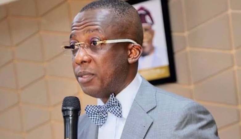 Lagos arrests 10,634 residents for highway crossing, open defecation, street trading