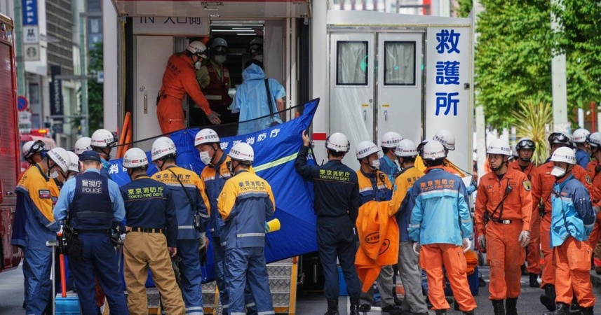 Tokyo mall: 19 hospitalised over mysterious ‘strong smell’