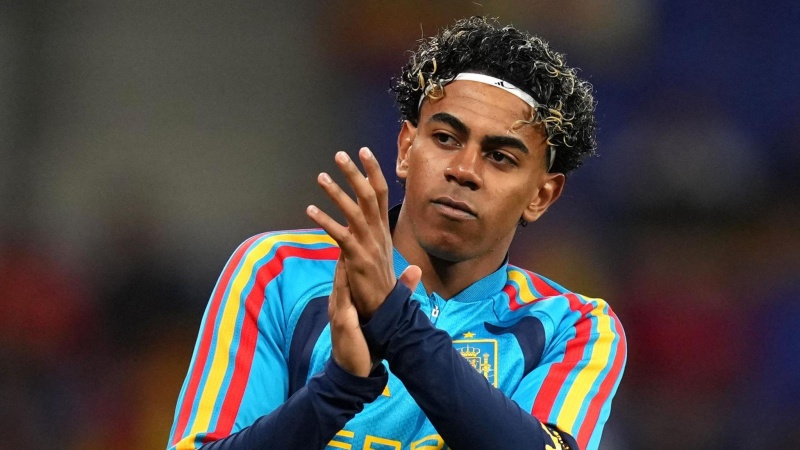 Lamine Yamal in Spain squad but no Real players