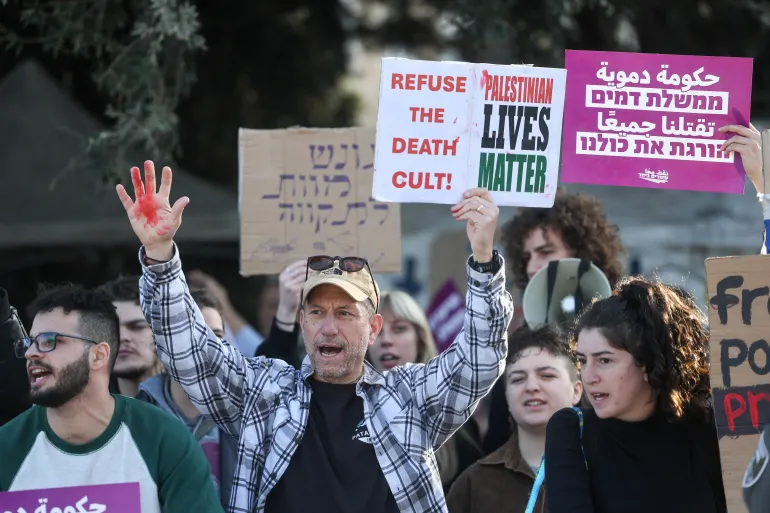 Israel approves law on public trials, death penalty for October 7 detainees
