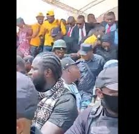Osun 2026: Podium collapses as Governor Adeleke moves to greet supporters at campaign event