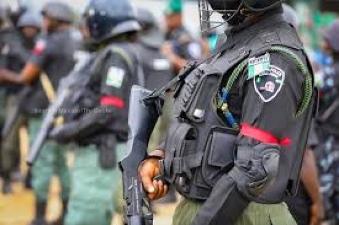 Lagos police deploy gunboats, personnel to fortify border riverine communities