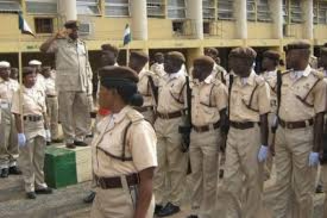 Army arrest 46 suspected illegal immigrants in Ogun