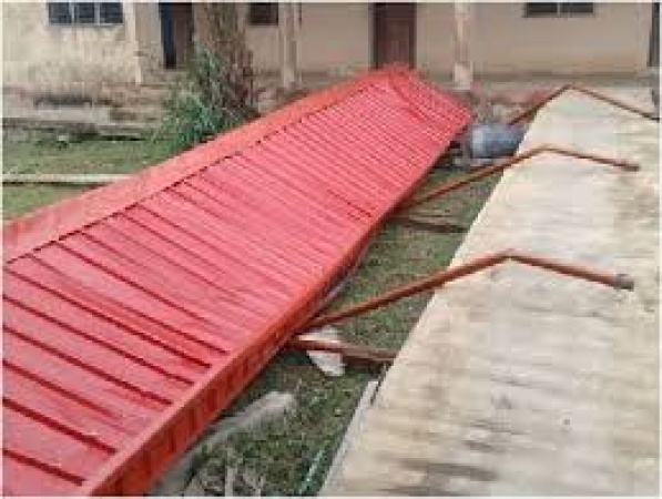 Rainstorm destroys hospital, houses in Ondo