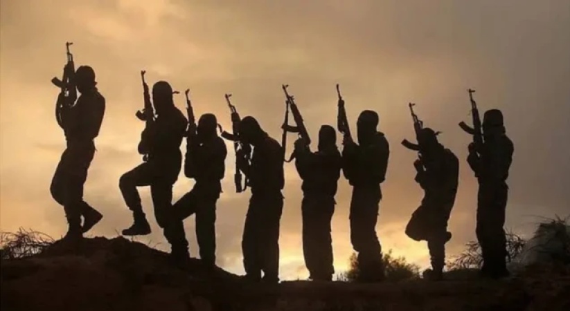 Insurgents overrun Immigration, Police facilities in Niger State, steal AK-47 Rifle