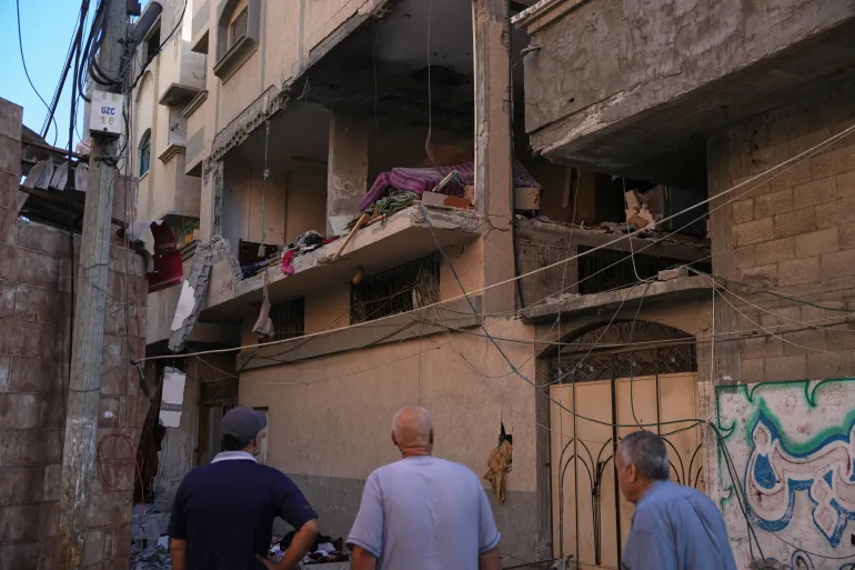 Parents and two daughters killed in Israeli strike in Gaza