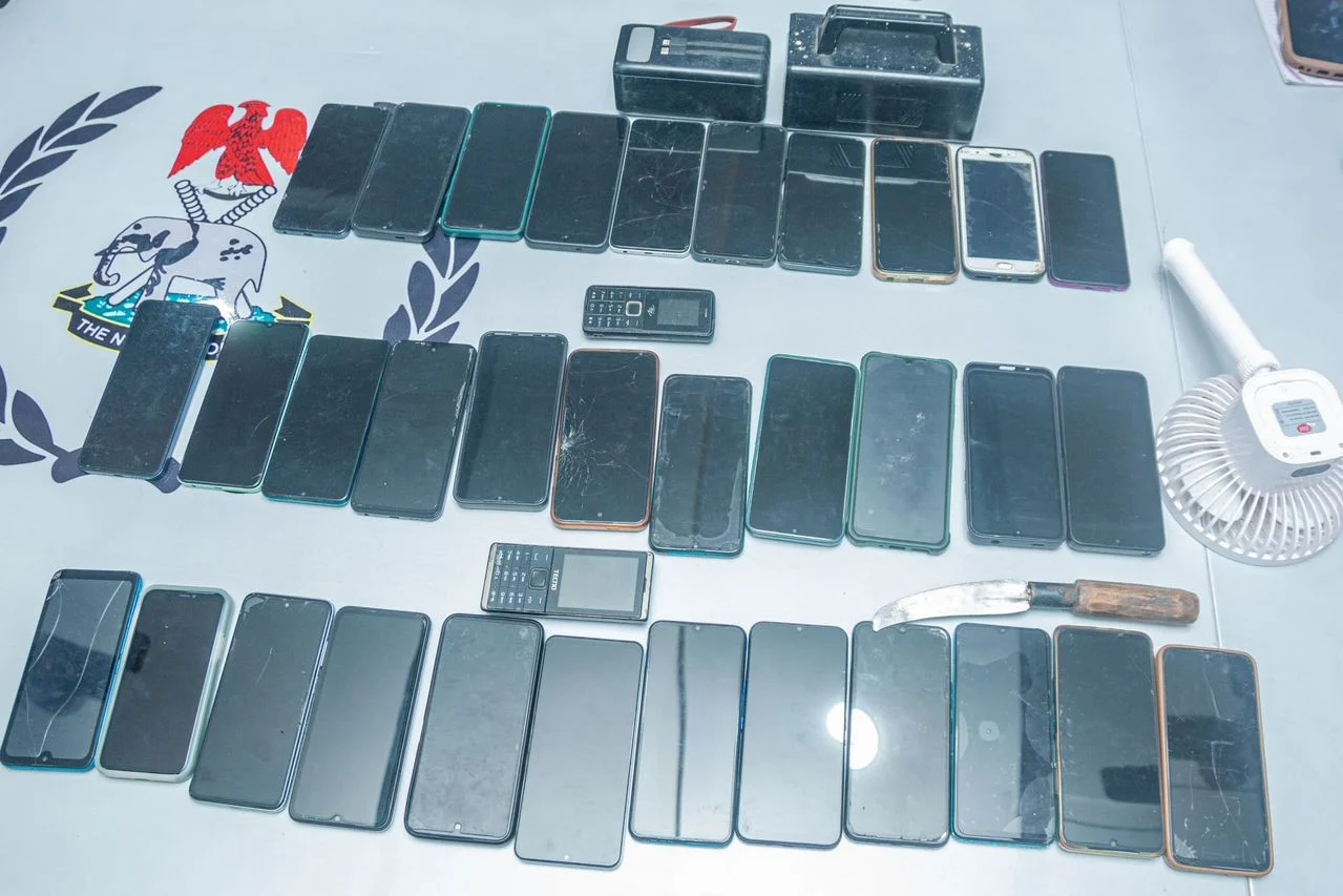 Police arrest suspect with 36 stolen phones in Akwa Ibom