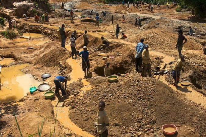 Two miners killed, four suspected attackers neutralised in Plateau