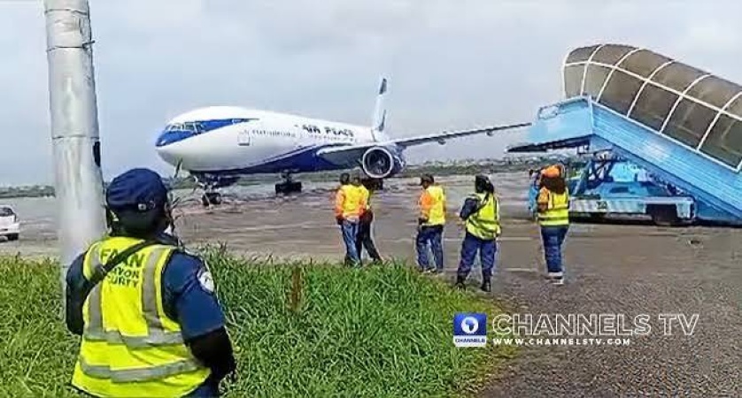 Aircraft Conveying Nigerians From South Africa Arrives In Lagos